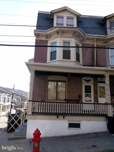 201 N George St, Pottsville, PA 17901