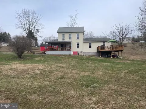 12 Thrush Hollow Ln, New Ringgold, PA 17960