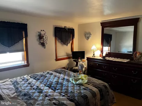 110 E 112 E Grant St, Mcadoo, PA 18237 photo 13