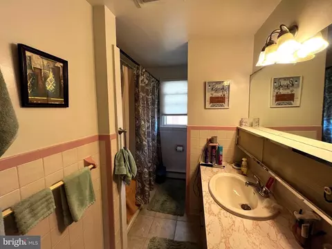 110 E 112 E Grant St, Mcadoo, PA 18237 photo 15