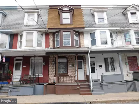 124 Schuylkill Ave, Tamaqua, PA 18252