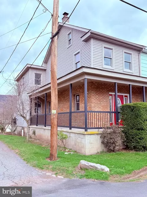 201 Dietrich Ave, Tower City, PA 17980