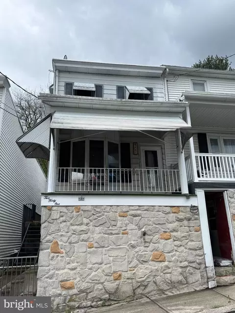 241 Pierce St, Pottsville, PA 17901