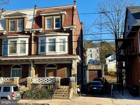 1543 W Market St, Pottsville, PA 17901