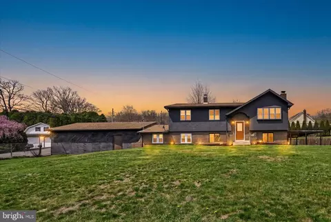 300 Topeka Ave, Shenandoah, PA 17976