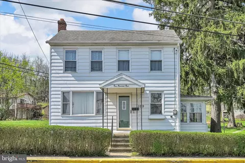 109 Front St, Cressona, PA 17929