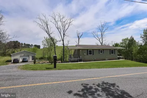 519 Old Forge Rd, Pine Grove, PA 17963