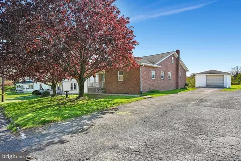 305 S Good Spring Rd, Hegins, PA 17938
