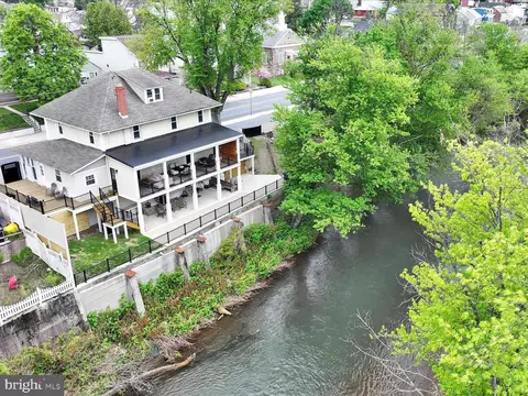 197 Dock St, Schuylkill Haven, PA 17972