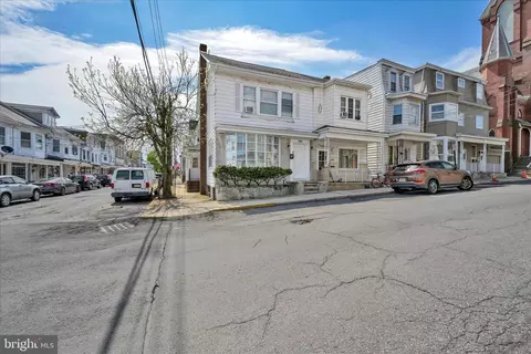 100 W Cherry St, Shenandoah, PA 17976
