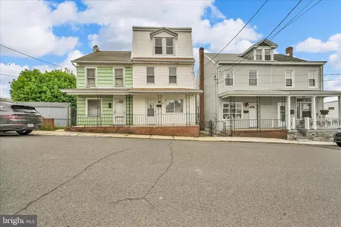 314 Pottsville St, Minersville, PA 17954