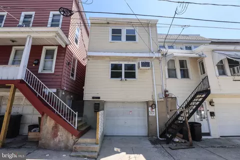 804 Water St, Pottsville, PA 17901