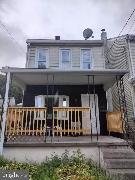 52 W Bacon St, Pottsville, PA 17901