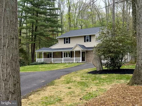 2183 E Grand Ave, Tower City, PA 17980