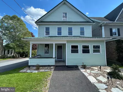 256 W Main St, Ringtown, PA 17967