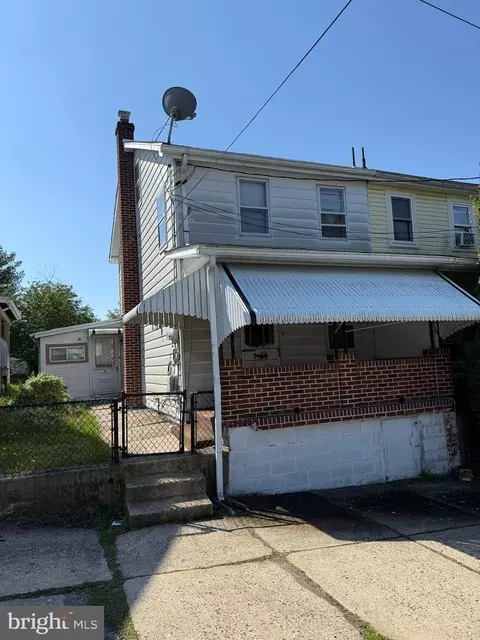 10 E Ruddle St, Coaldale, PA 18218
