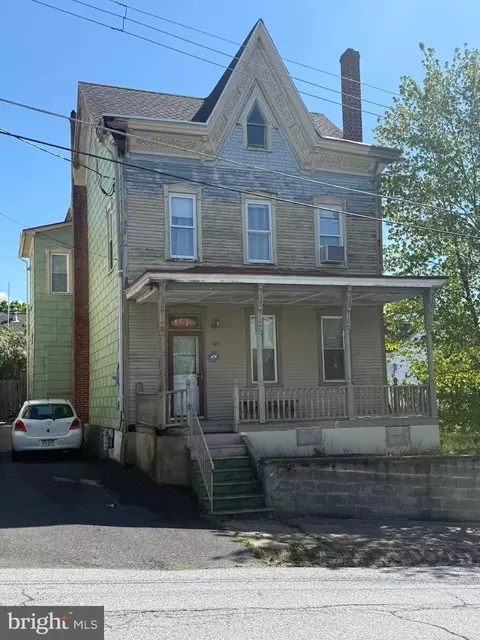 203 N 2nd St, Auburn, PA 17922