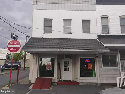 21 E Centre St, Shenandoah, PA 17976