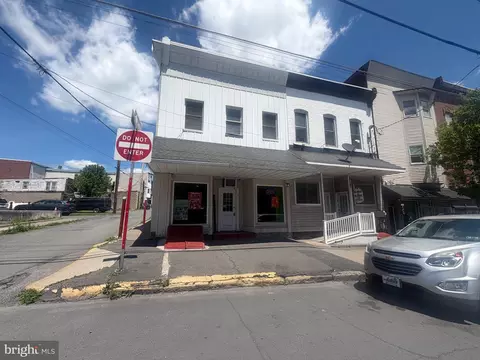 21 E Centre St, Shenandoah, PA 17976