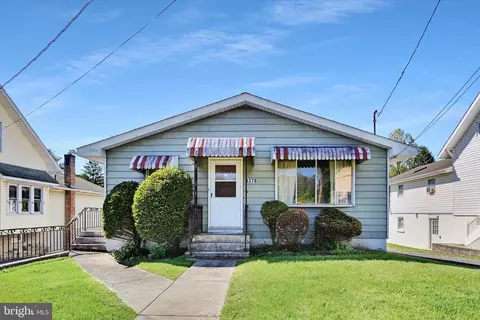 1378 Long Run Rd, Friedensburg, PA 17933