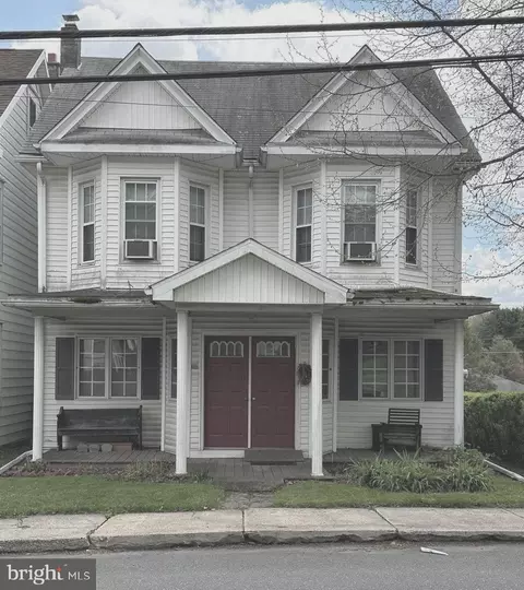 310 W Main St, Ringtown, PA 17967