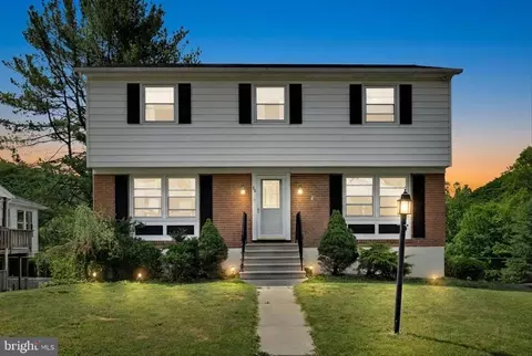 89 Deerfield Dr, Pottsville, PA 17901