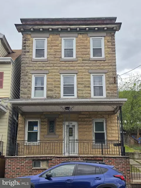 130 E Bacon St, Pottsville, PA 17901