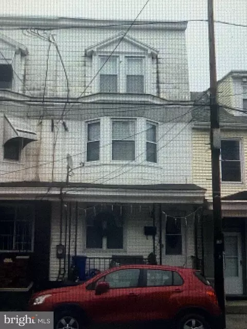 329 N Front St, Minersville, PA 17954