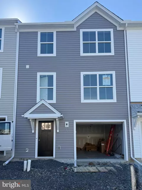 210 Pine Crest Village Dr #LOT 10, Pine Grove, PA 17963