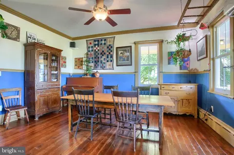 Dining - 144 Main Rd, Pitman, PA 17964 photo 1 of 3