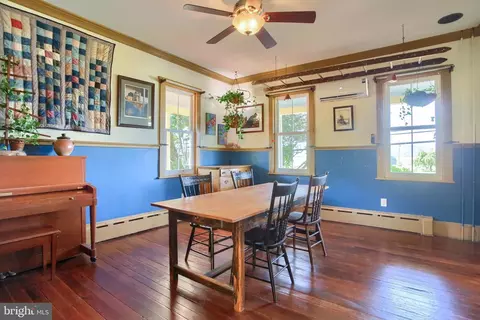 Dining - 144 Main Rd, Pitman, PA 17964 photo 2 of 3