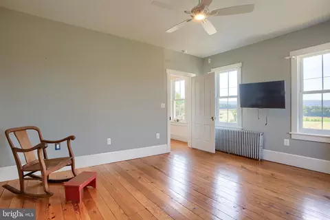 Bedroom - 144 Main Rd, Pitman, PA 17964 photo 5 of 8