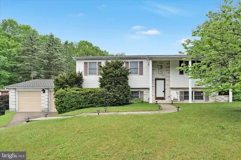 2001 Chestnut St, Pottsville, PA 17901