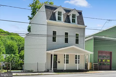 114 E Main St, Tremont, PA 17981