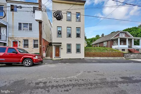 362 Front St, Pottsville, PA 17901