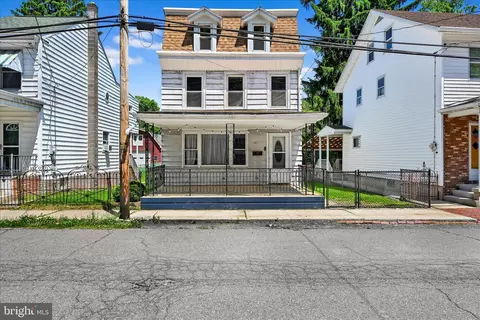 221 S Delaware Ave, Minersville, PA 17954