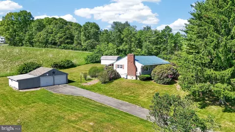 62 Stoney Rd, Tamaqua, PA 18252