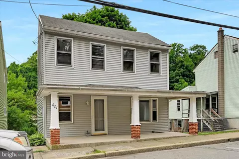 627 N Garfield Ave, Schuylkill Haven, PA 17972
