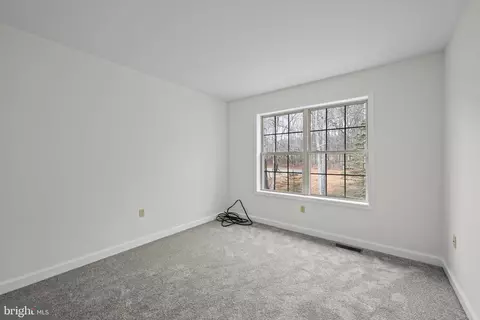 Bedroom - 2 Pinewood Cir, Hazleton, PA 18202 photo 3 of 6