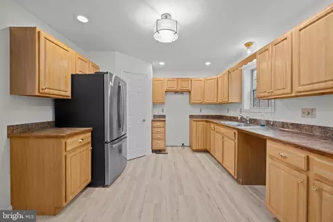 Kitchen - 2 Pinewood Cir, Hazleton, PA 18202 photo 1 of 1