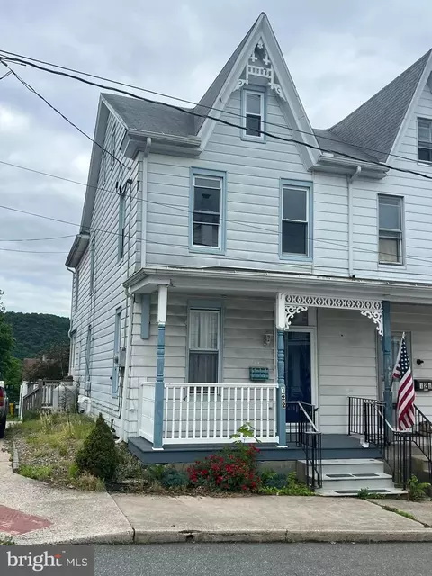 122 E Market St, Schuylkill Haven, PA 17972