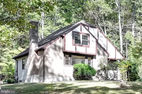40 High Rd, Ashland, PA 17921