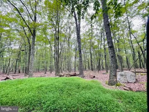 357 White Face Cir, Zion Grove, PA 17985