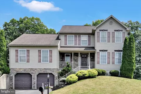 84 Oak Ledge Ave, Schuylkill Haven, PA 17972
