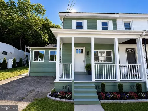 30 S Sport Hill Rd, Branchdale, PA 17923
