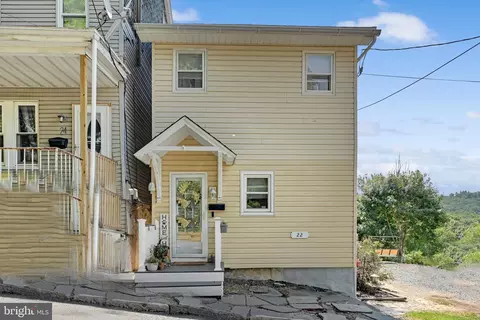 22 E Penn St, Schuylkill Haven, PA 17972