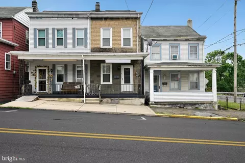 4 E William St, Schuylkill Haven, PA 17972