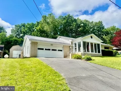 530 W Nicholas St, Frackville, PA 17931