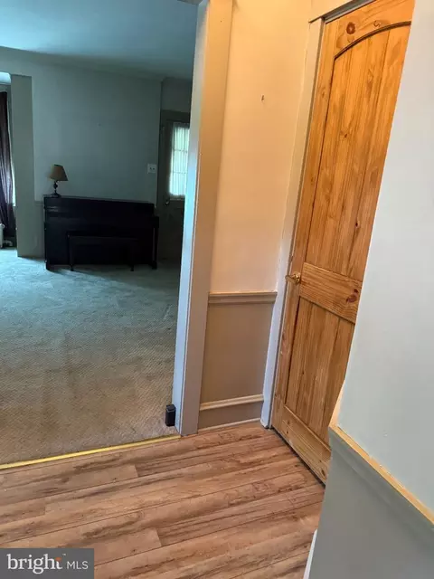 Entry Way - 8 N 4th St, Ashland, PA 17921 photo 4 of 5
