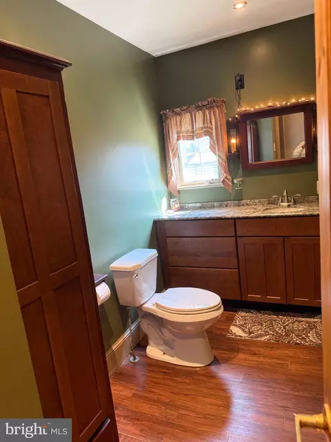 Bath - 8 N 4th St, Ashland, PA 17921 photo 1 of 3
